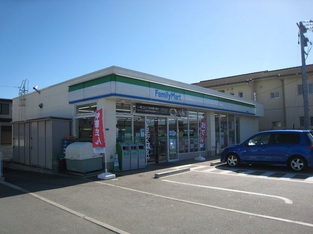 ファミリーマート津高茶屋北店