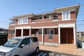 パインテール ヴィレッジ A棟の外観