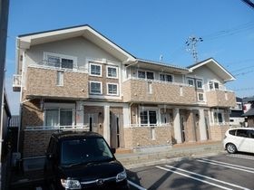 エレガンツァ酒井の外観