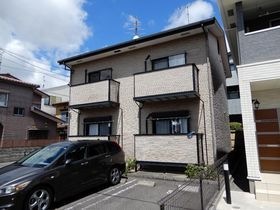 メリーシティーの外観