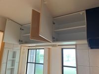 キッチン吊り戸棚