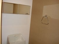 シャワー付トイレ物入