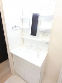 洗髪洗面化粧台