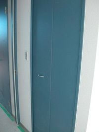 建築中