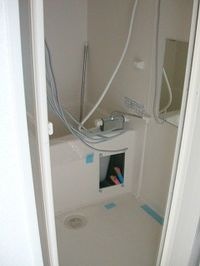 建築中