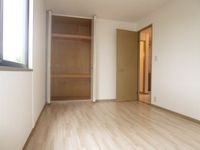 洋室7.5帖