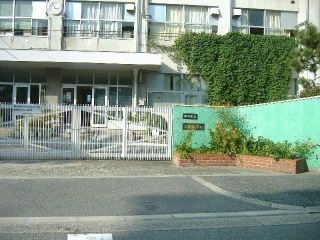 豊中市立第十中学校