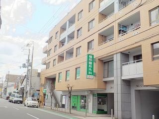 写真：コルナス西館の外観