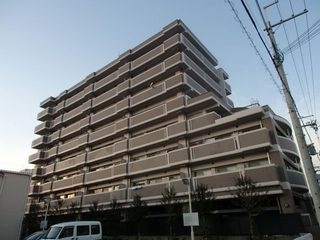 写真：コムズ２１豊中の外観
