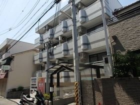 アメニティ服部の外観