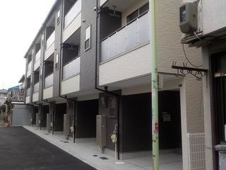 写真：豊中市庄内東町５丁目の外観