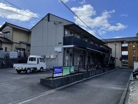 名張市栄町の外観
