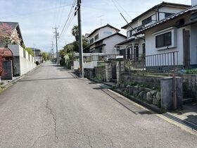 名張市つつじが丘北１０番町の外観