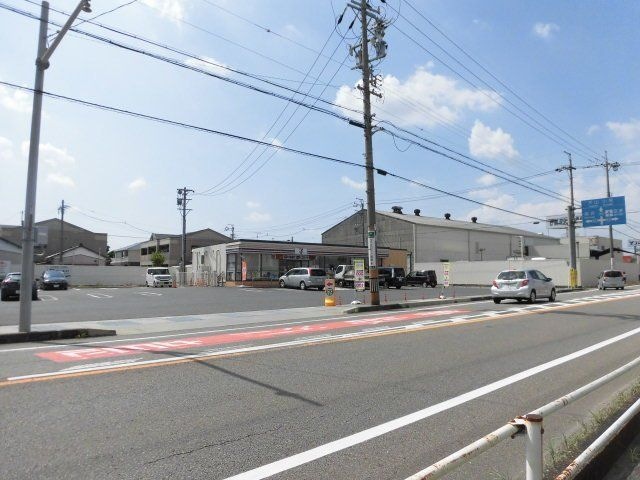 セブンイレブン北名古屋高田寺店