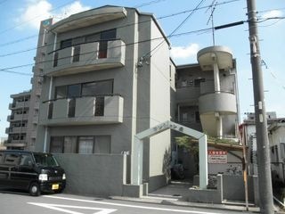 写真：マンション丘の外観