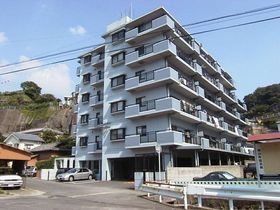 レジデンス城山の外観