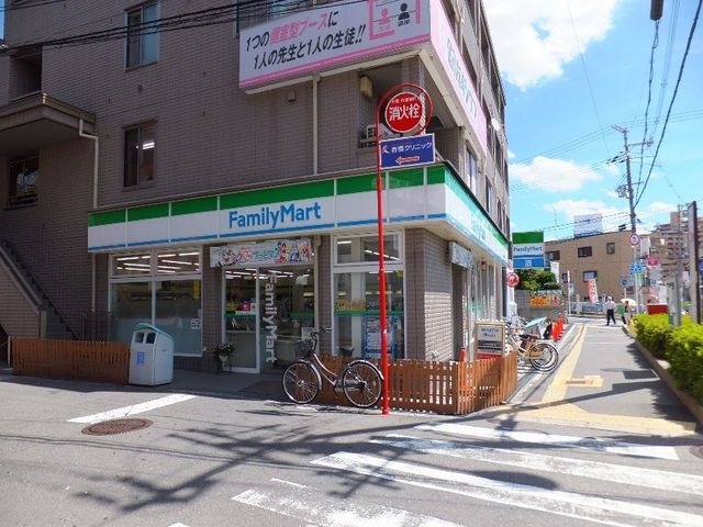ファミリーマート豊津駅前店