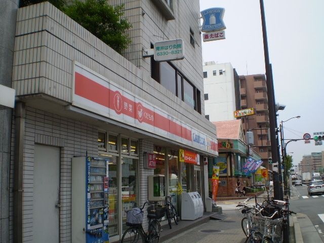 ローソン吹田南金田店