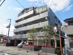 クリスタルコート東正雀の外観