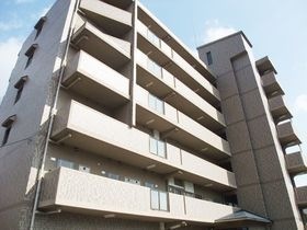 プランドール千里の外観