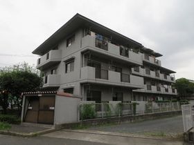 グランデージ千里の外観