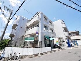 アパートメント吹田Ⅱの外観