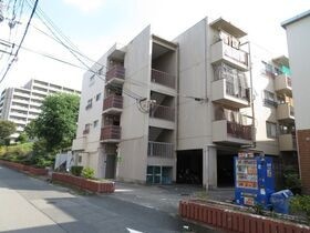 ヴィラナリー出口の外観