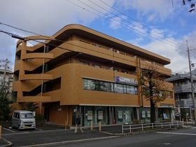 リュイール千里の外観