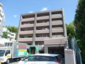 ドミール千里の外観
