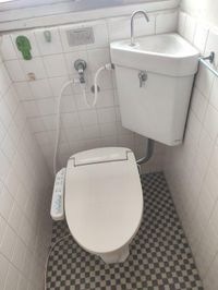 シャワー付トイレ