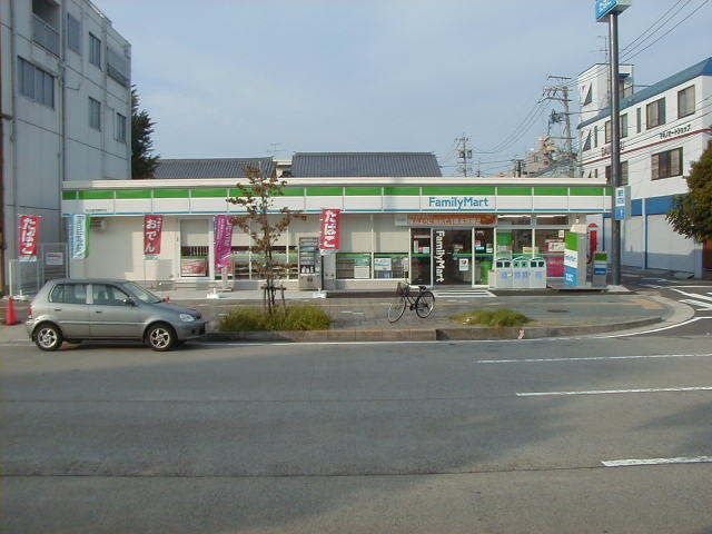 ファミリーマート名古屋浅間町店