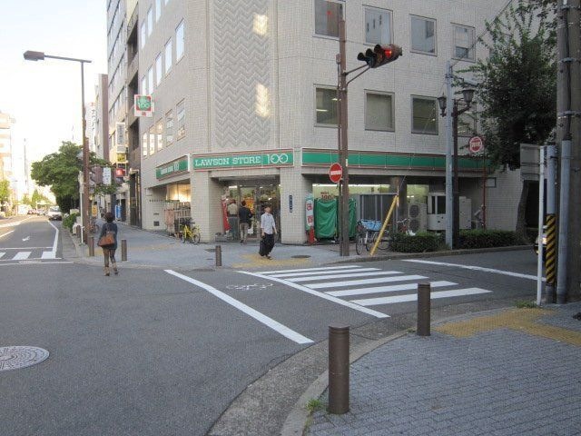 ローソンストア100栄三蔵通店