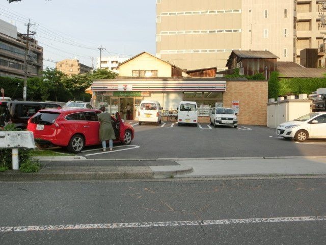 セブンイレブン名古屋松原3丁目店