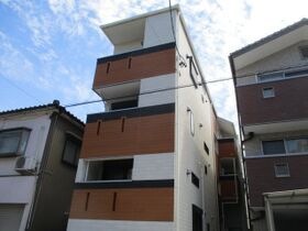 Pura Vidaナゴヤドーム前の外観