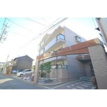 BASIC 2000の外観
