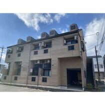 リバティー川名の外観