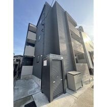 アルティス本陣の外観
