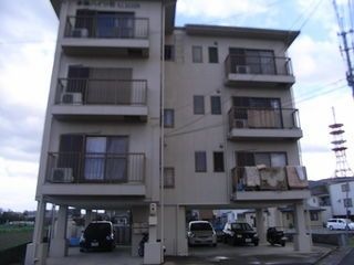 写真:徳島市北島田町2丁目の外観