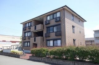 写真：ロイヤルガーデンの外観