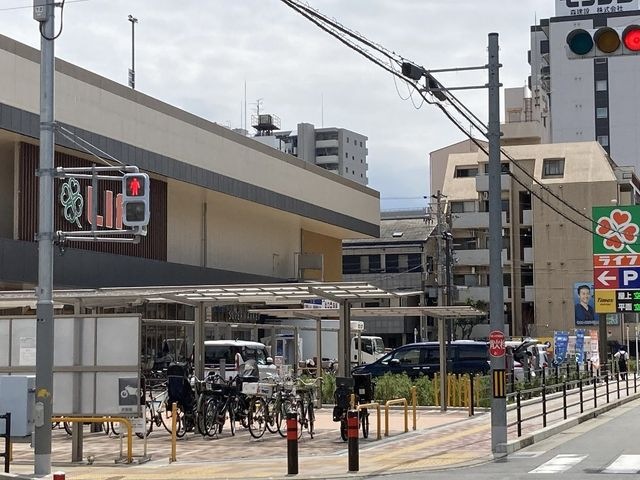 ライフ守口滝井店