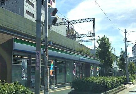 ファミリーマート守口市駅東店