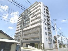 モナーク伊勢崎の外観