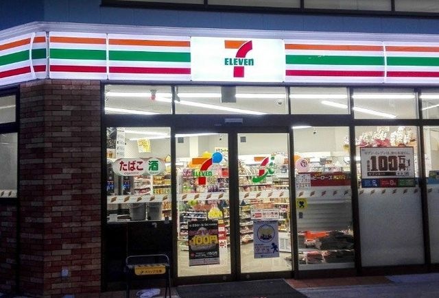 セブンイレブン明石桜町店