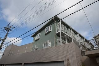 写真：シエスタ鈴蘭台の外観