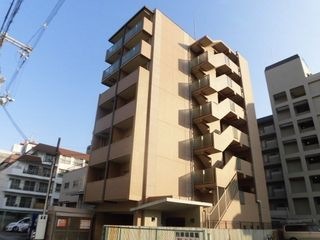 写真：吹田市江坂町２丁目の外観