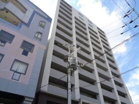 ES-Grande江坂公園(旧ハーヴェスタ江坂)の外観
