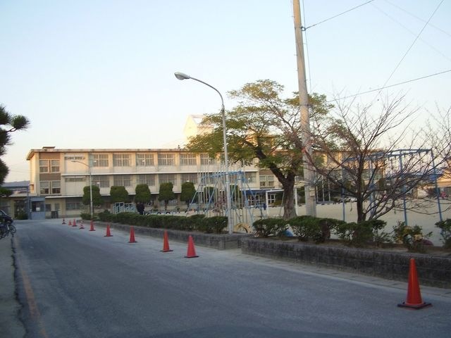 写真：佐賀市立高木瀬小学校