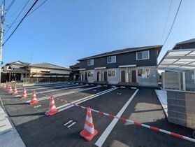 サンヒルズ鍋島駅前の外観