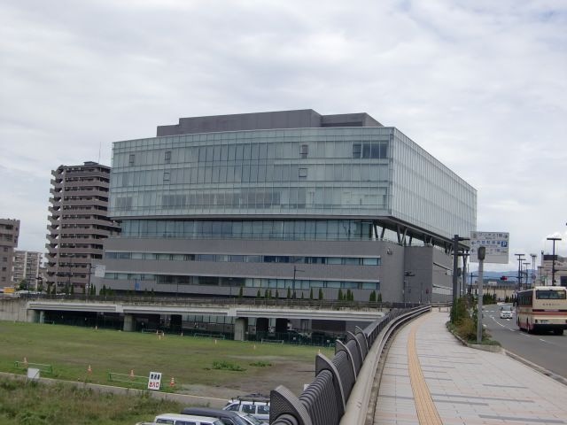 岩手県立図書館