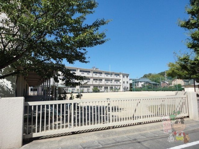 岡山市立三勲小学校